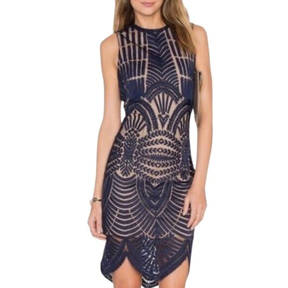 Bardot Alice Lace Body-Con Dress Size Medium - Picture 3 of 11